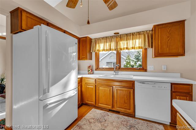 Builiding view thirteen for 215 Edington, Canton, MI. 48187