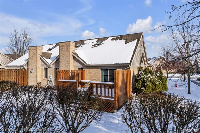 Builiding view thirty one for 215 Edington, Canton, MI. 48187