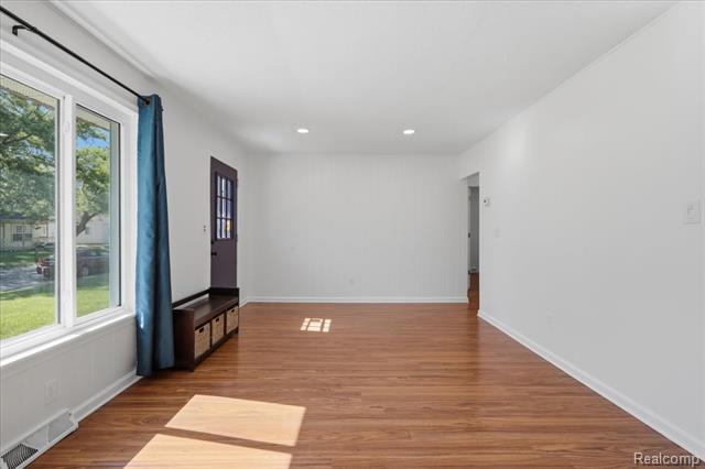 Builiding view six for 22771 Purdue, Farmington, MI. 48336