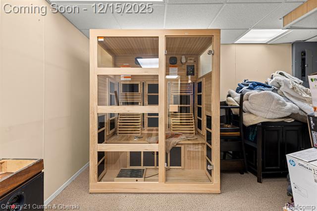 Builiding view thirty for 25703 Loch Lomond, Dearborn Heights, MI. 48125