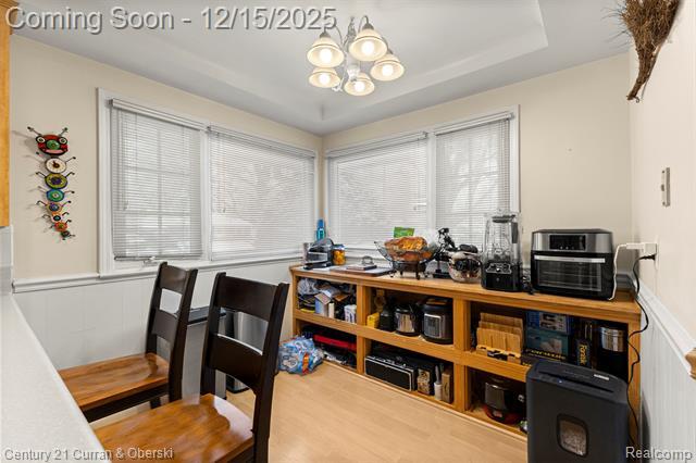 Builiding view twelve for 25703 Loch Lomond, Dearborn Heights, MI. 48125