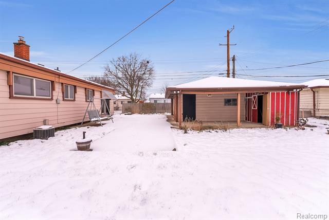 Builiding view eleven for 32658 Kathryn, Garden City, MI. 48135