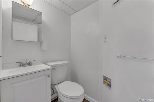 Builiding view thirty eight for 32658 Kathryn, Garden City, MI. 48135