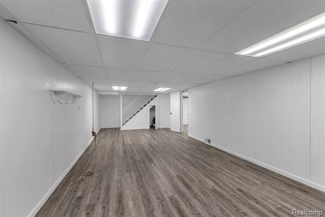 Builiding view thirty six for 32658 Kathryn, Garden City, MI. 48135