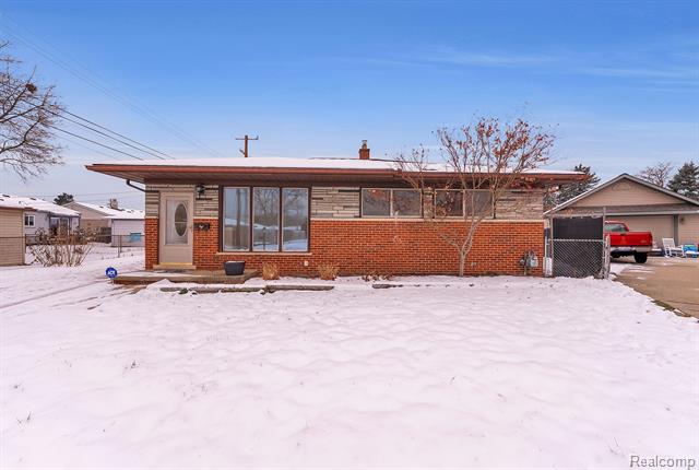 Builiding view three for 32658 Kathryn, Garden City, MI. 48135