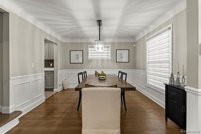 Builiding view eight for 23470 Fordson, Dearborn, MI. 48124