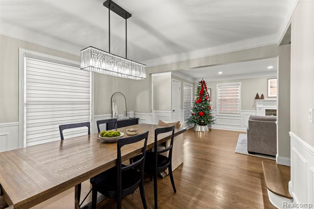 Builiding view eleven for 23470 Fordson, Dearborn, MI. 48124