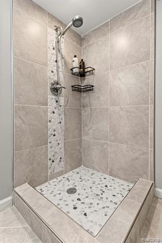 Builiding view forty for 23470 Fordson, Dearborn, MI. 48124