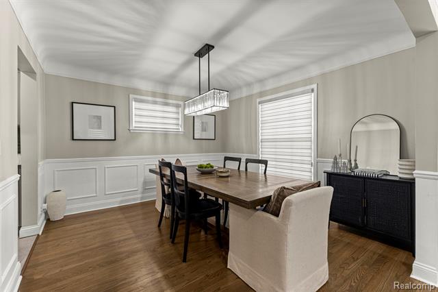 Builiding view seven for 23470 Fordson, Dearborn, MI. 48124