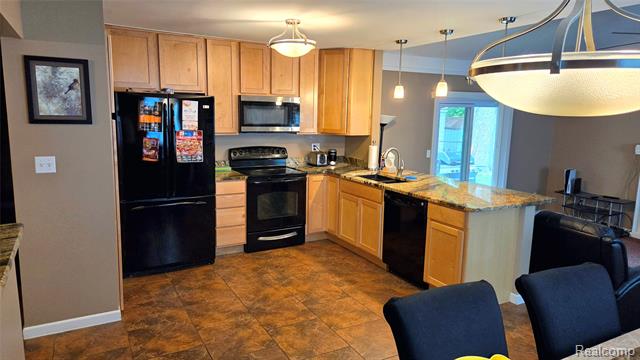Builiding view four for 417 Shana, Canton, MI. 48187
