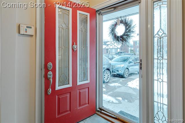 Builiding view eight for 24910 Rockford, Dearborn, MI. 48124