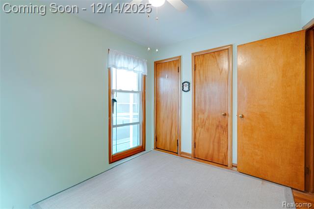 Builiding view eighteen for 24910 Rockford, Dearborn, MI. 48124