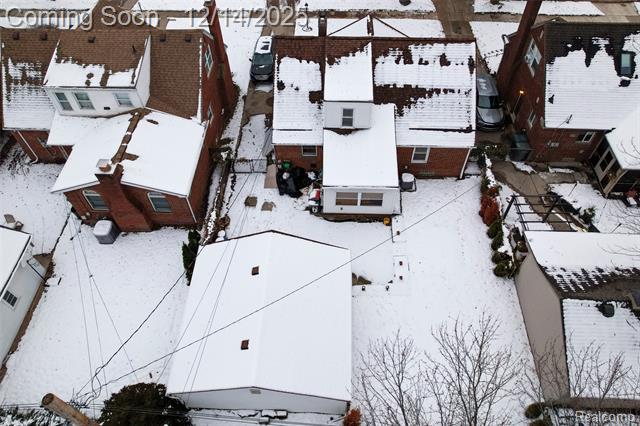 Builiding view fifty one for 24910 Rockford, Dearborn, MI. 48124