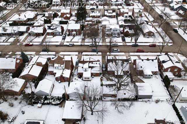 Builiding view forty nine for 24910 Rockford, Dearborn, MI. 48124