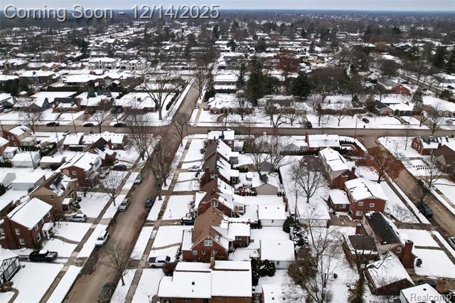 Builiding view forty seven for 24910 Rockford, Dearborn, MI. 48124