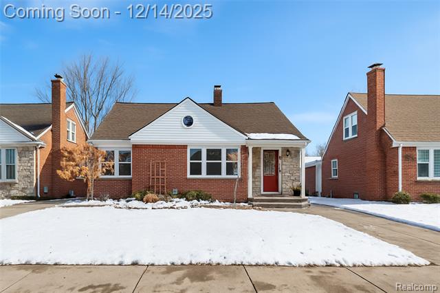 Builiding view one for 24910 Rockford, Dearborn, MI. 48124