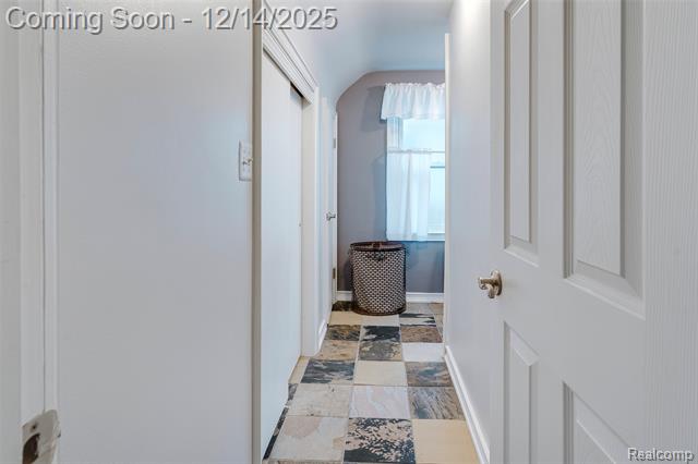 Builiding view thirty six for 24910 Rockford, Dearborn, MI. 48124