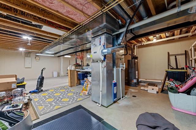 Builiding view thirty six for 39020 Florence, Westland, MI. 48185