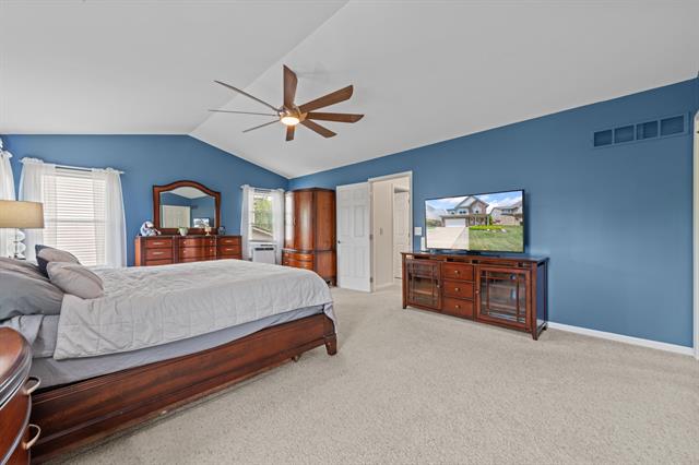 Builiding view twenty one for 39020 Florence, Westland, MI. 48185
