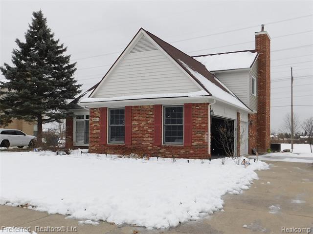 Builiding view one for 45863 Baywood, Canton, MI. 48187