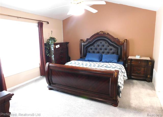 Builiding view twelve for 45863 Baywood, Canton, MI. 48187