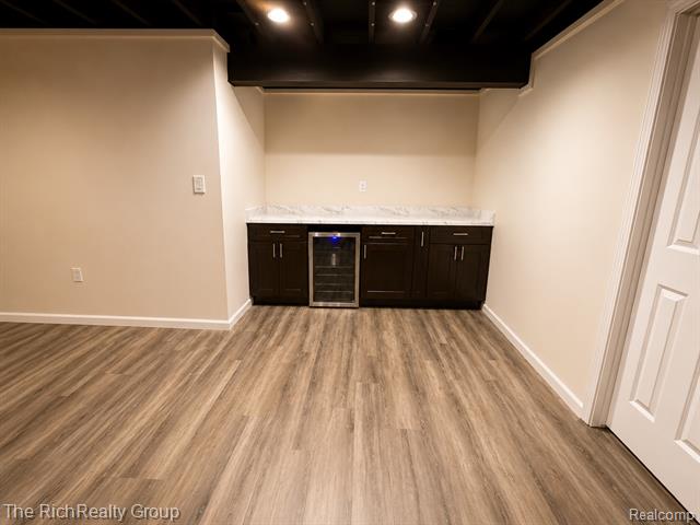 Builiding view sixteen for 46127 Ashton, Canton, MI. 48187