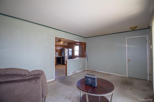 Builiding view seven for 33532 Leona, Garden City, MI. 48135