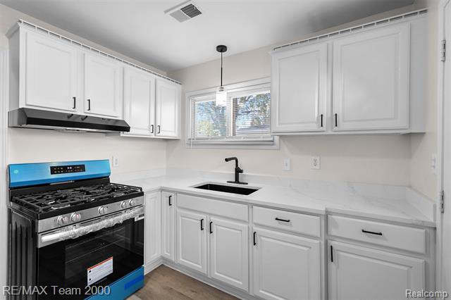 Builiding view seven for 577 Brandt, Garden City, MI. 48135