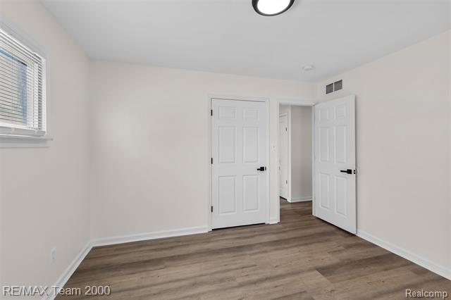 Builiding view twelve for 577 Brandt, Garden City, MI. 48135