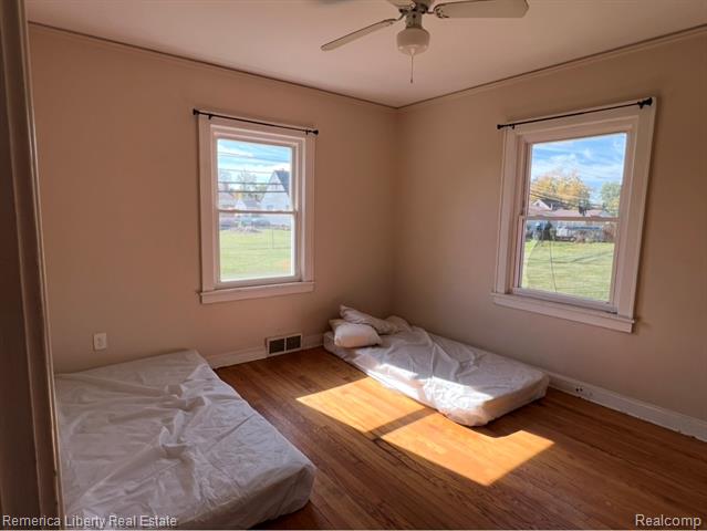 Builiding view five for 1147 Harrison, Garden City, MI. 48135