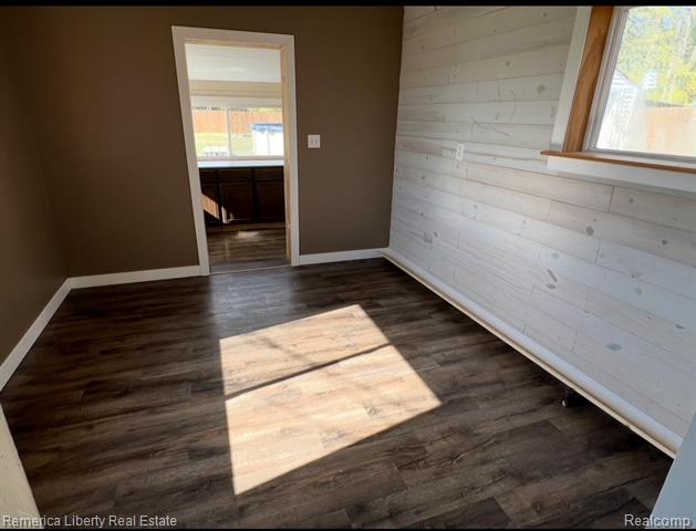 Builiding view six for 1147 Harrison, Garden City, MI. 48135