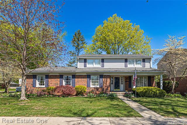 front view picture of 25574 Wilson, Dearborn Heights, MI. 48127