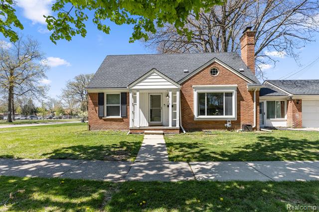 front view picture of 1111 N Franklin, Dearborn, MI. 48128