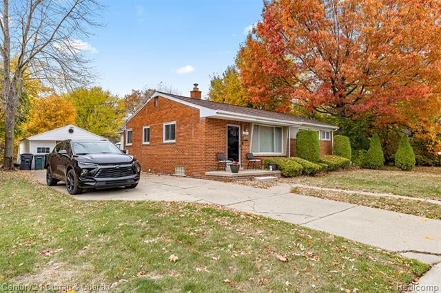front view picture of 22151 Whitmore Ave, Oak Park, MI. 48237