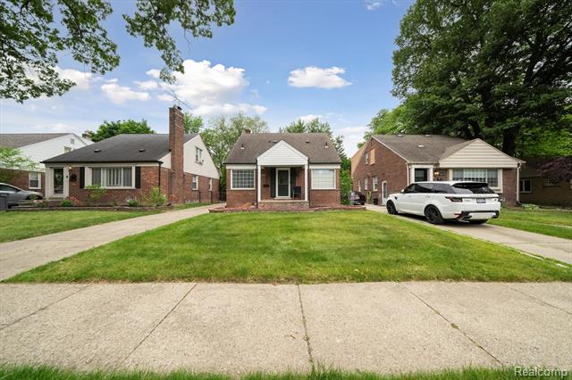 front view picture of 1333 N Franklin, Dearborn, MI. 48128