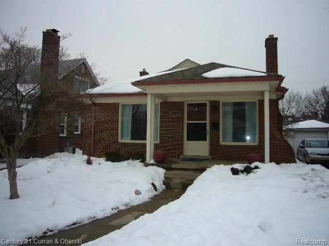 front view picture of 23706 Oak, Dearborn, MI. 48128