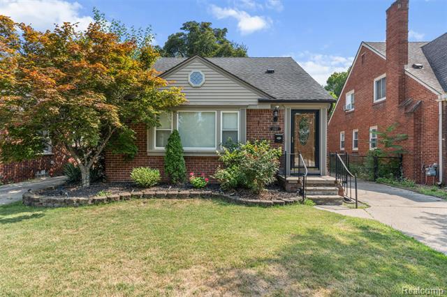 front view picture of 23837 Lawrence, Dearborn, MI. 48128