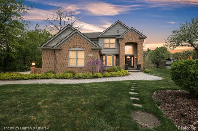 front view picture of 45711 Morningside Ct, Canton, MI. 48187