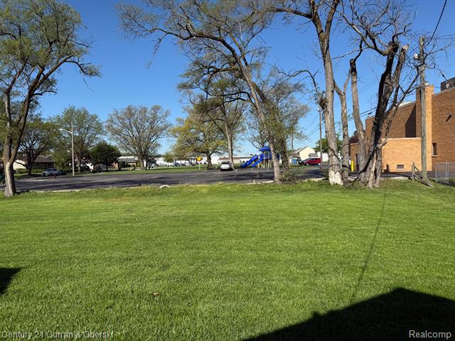 front view picture of 5727 Merriman, Garden City, MI. 48135