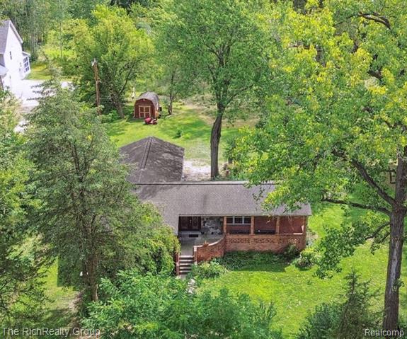 front view picture of 39635 Lotzford, Canton, MI. 48187