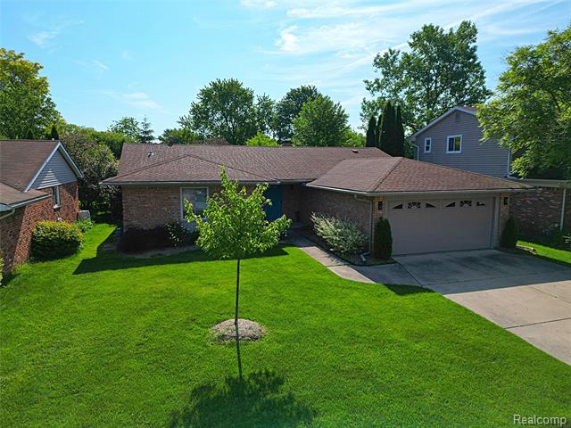 front view picture of 6198 Raintree, Canton, MI. 48187