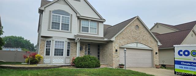 front view picture of 32484 Manor Park, Garden City, MI. 48135