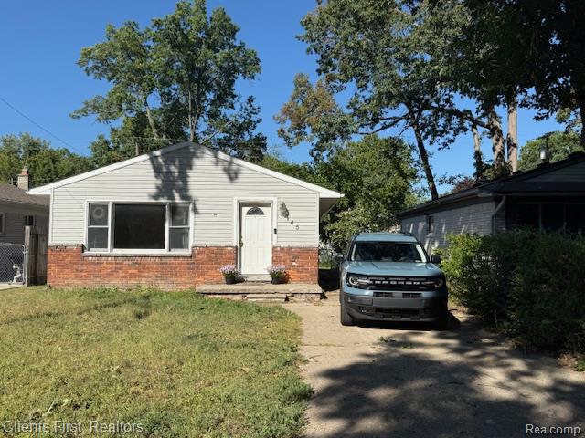 front view picture of 6145 N Dowling, Westland, MI. 48185