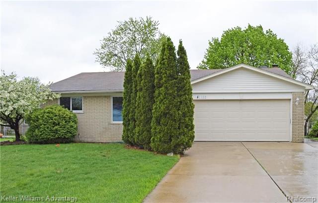 front view picture of 41152 Hollydale, Novi, MI. 48375