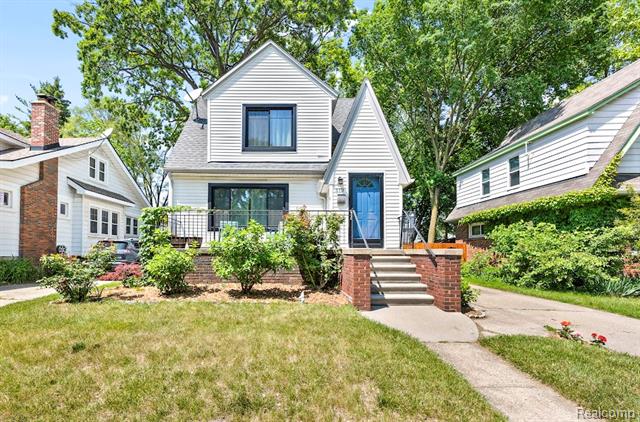 front view picture of 510 Albany St, Ferndale, MI. 48220