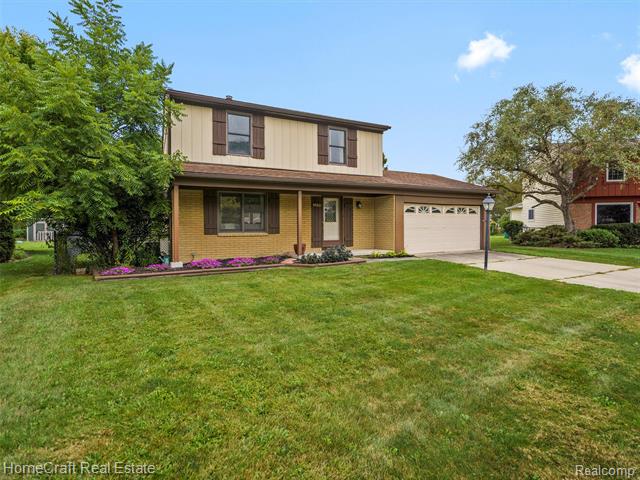 front view picture of 44661 Jeffrey Cir, Canton, MI. 48187
