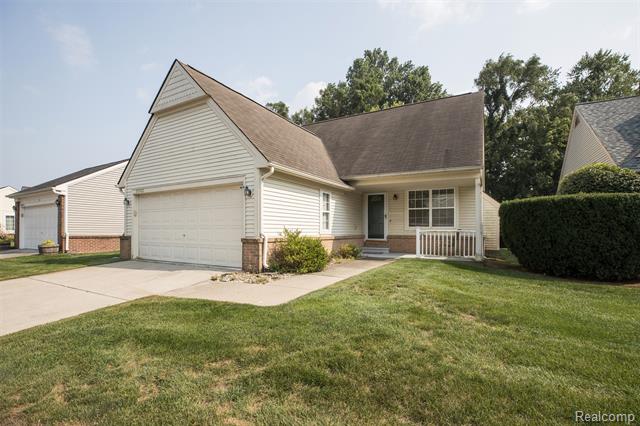 front view picture of 34883 Poplar, Westland, MI. 48185