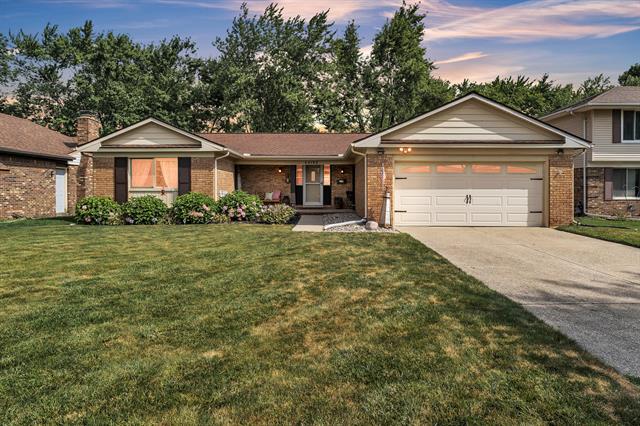 front view picture of 44182 Leeann, Canton, MI. 48187