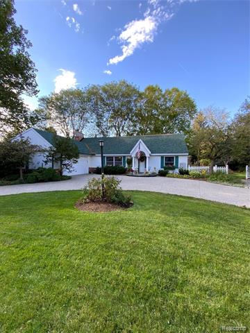 front view picture of 7085 Old Haggerty, Canton, MI. 48187