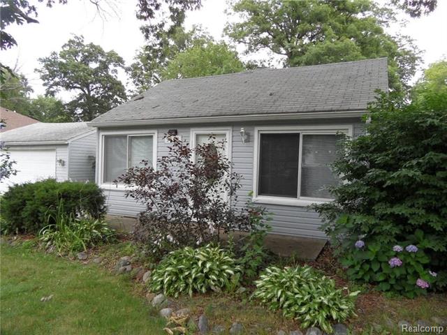 front view picture of 5868 N Linville, Westland, MI. 48185